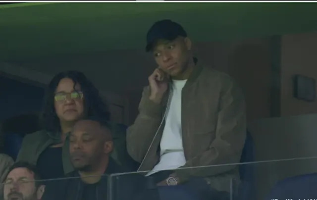 Mbappe booed by Real Madrid fans sparks heated debate